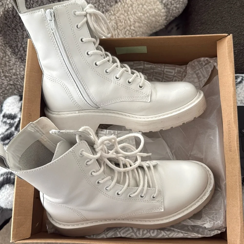 Steve Madden White Combat Boot - Picture 2 of 5